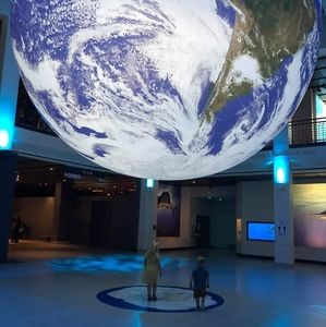 Meet your Posher, Becky